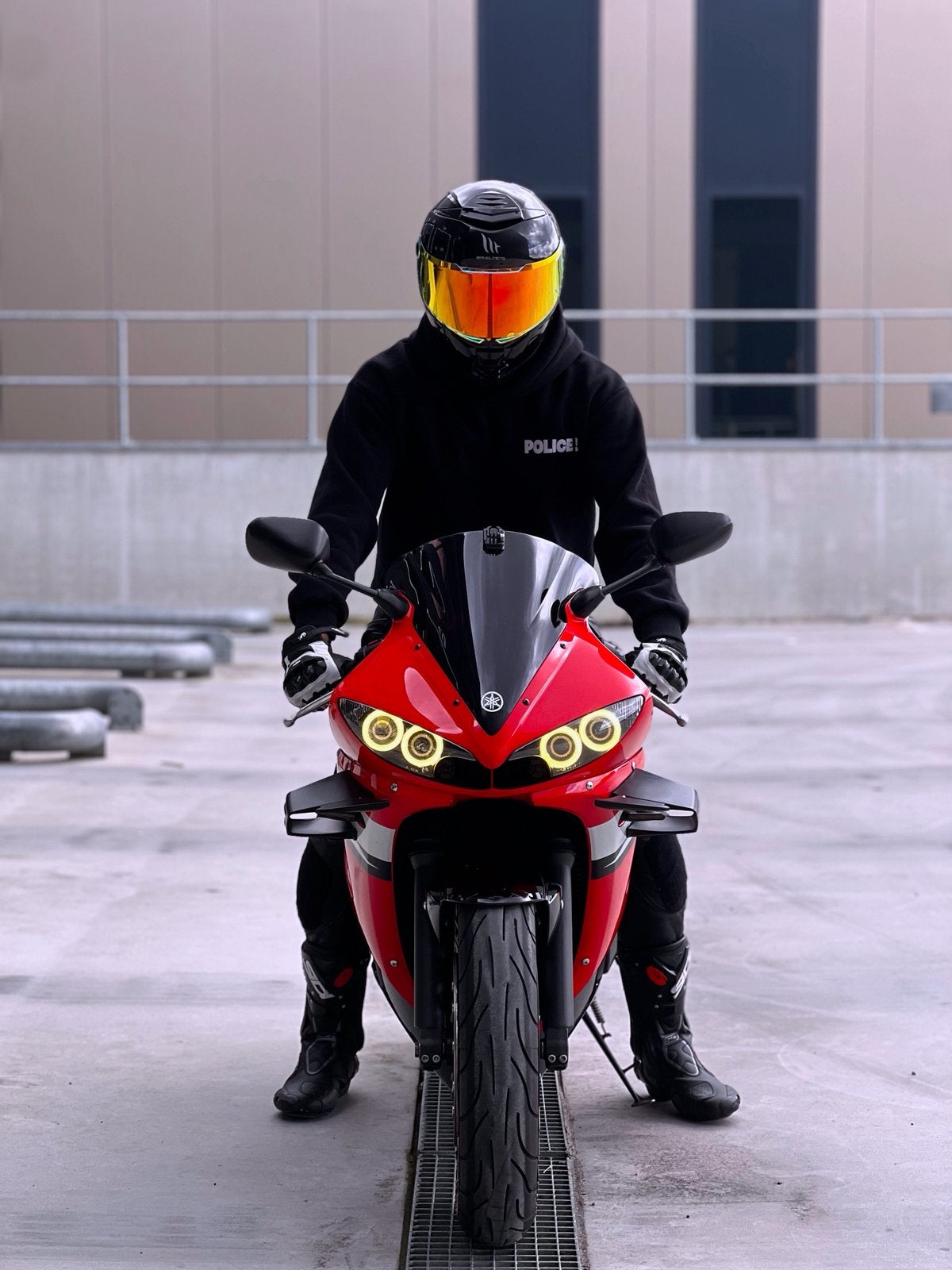 Professionele content voor social media (Auto/Moto), Ophalen