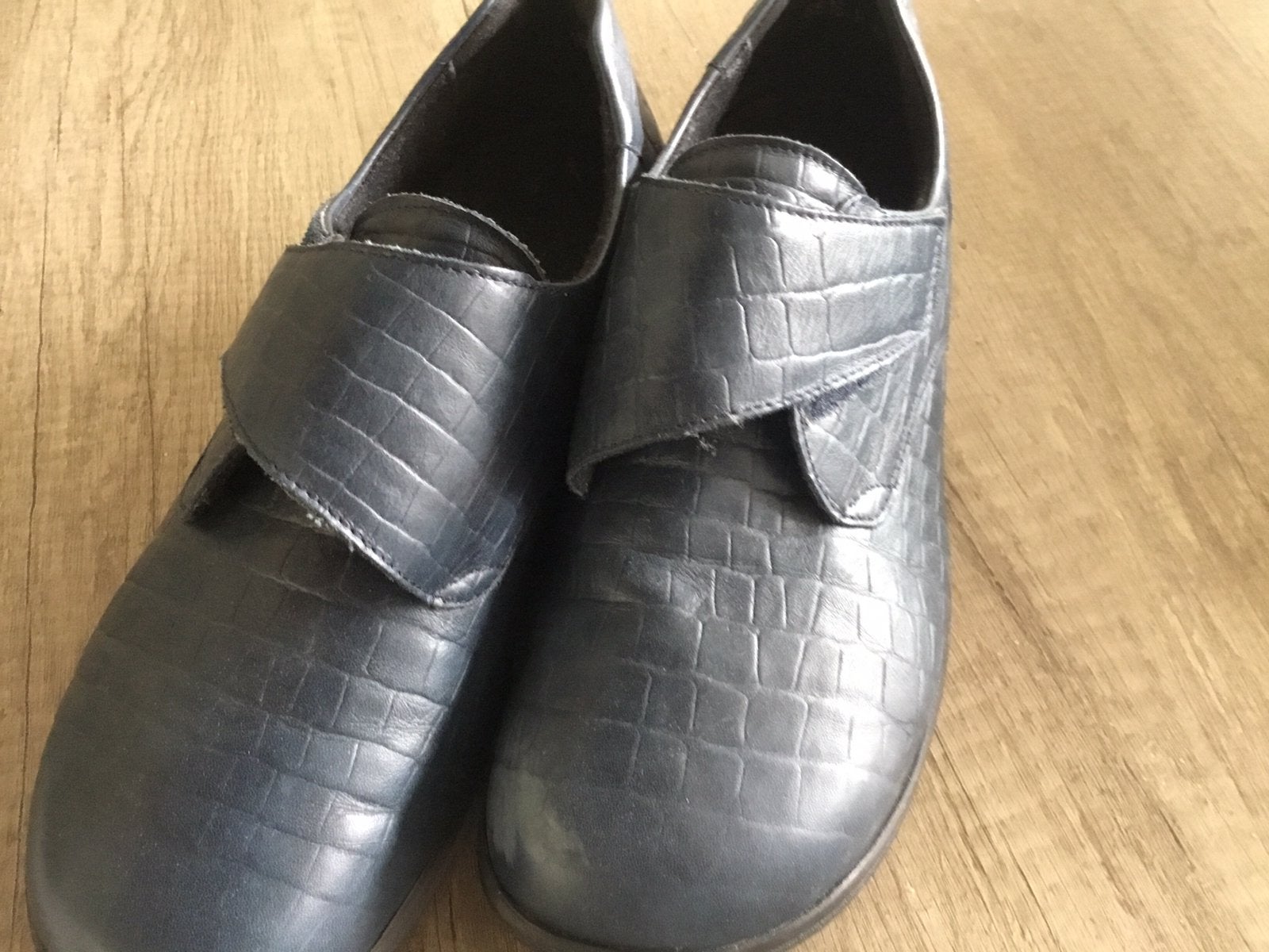 Dames schoenen. LADYSKO., Ophalen of Verzenden, Zo goed als nieuw, Zwart, Sneakers of Gympen