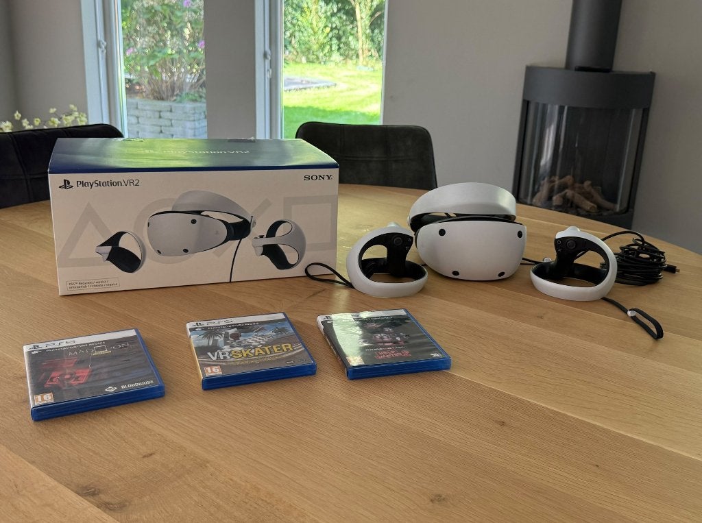 ZGAN PlayStation VR2 PS5 compleet + 3 games + originele doos, Ophalen of Verzenden, Zo goed als nieuw