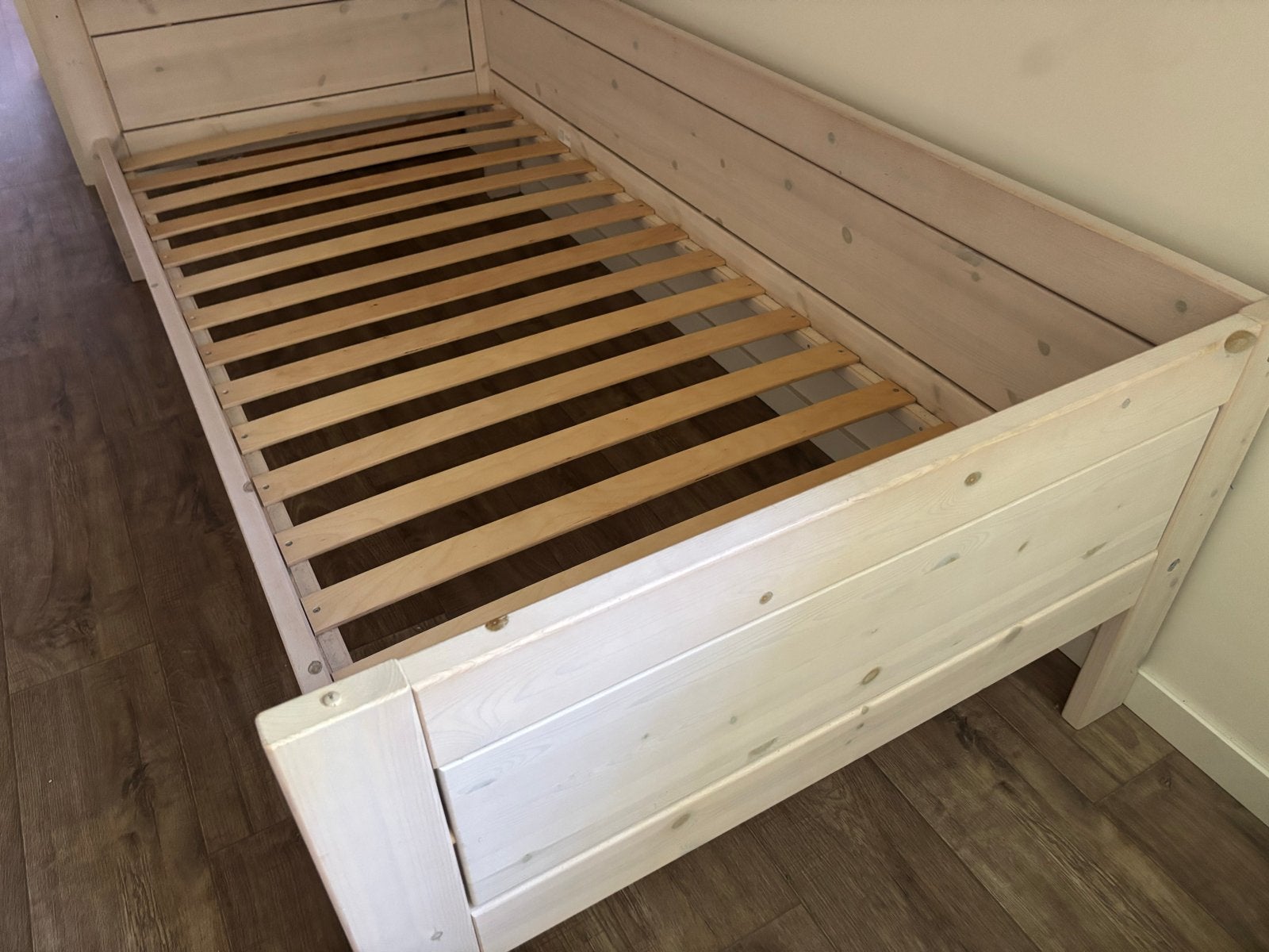 Lifetime eenpersoonsbed Whitewash 200x90 cm, Ophalen, Gebruikt, 90 cm, Eenpersoons