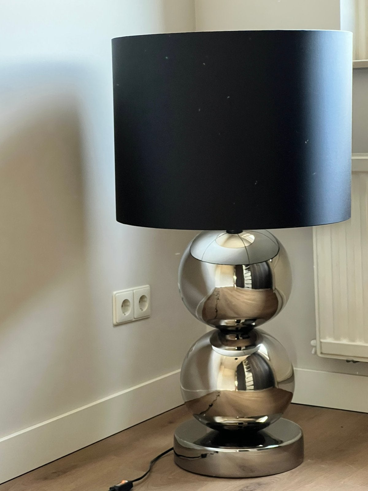 Stout verlichting Tafellamp Milano bollen nikkel eric kuster, Huis en Inrichting, Ophalen, Zo goed als nieuw