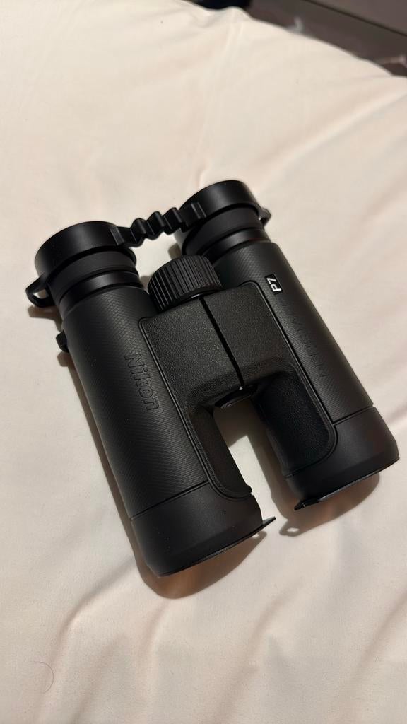 Nikon PROSTAFF P7 8x42 Verrekijker - Nieuw in doos, Dakkant (recht), Nieuw, Ophalen of Verzenden, 8 tot 12x