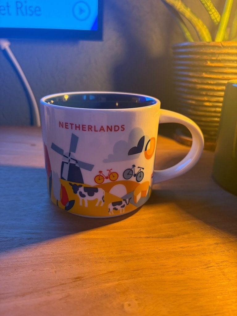 Starbucks mok Netherlands, Ophalen of Verzenden, Zo goed als nieuw, Starbucks, Modern