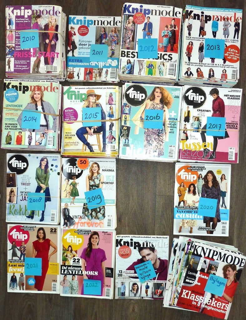 KNIPMODE 2010 t/m 2022 diverse nummers + bijlagen, Hobby en Vrije tijd, Kledingpatronen, Ophalen, Overige typen, Vrouw, Zo goed als nieuw