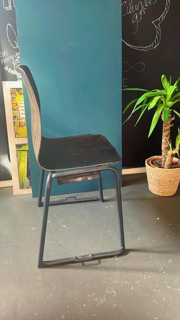 2 Vintage Schoolstoelen uit Berlijn - Industriële Stijl, Ophalen