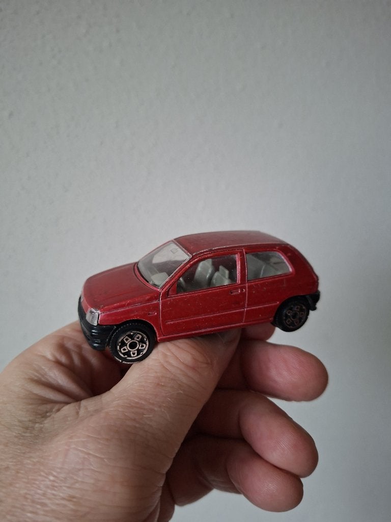 Renault Clio 1990 1:43 Bburago 4139, Ophalen of Verzenden, Zo goed als nieuw, Auto, Overige merken