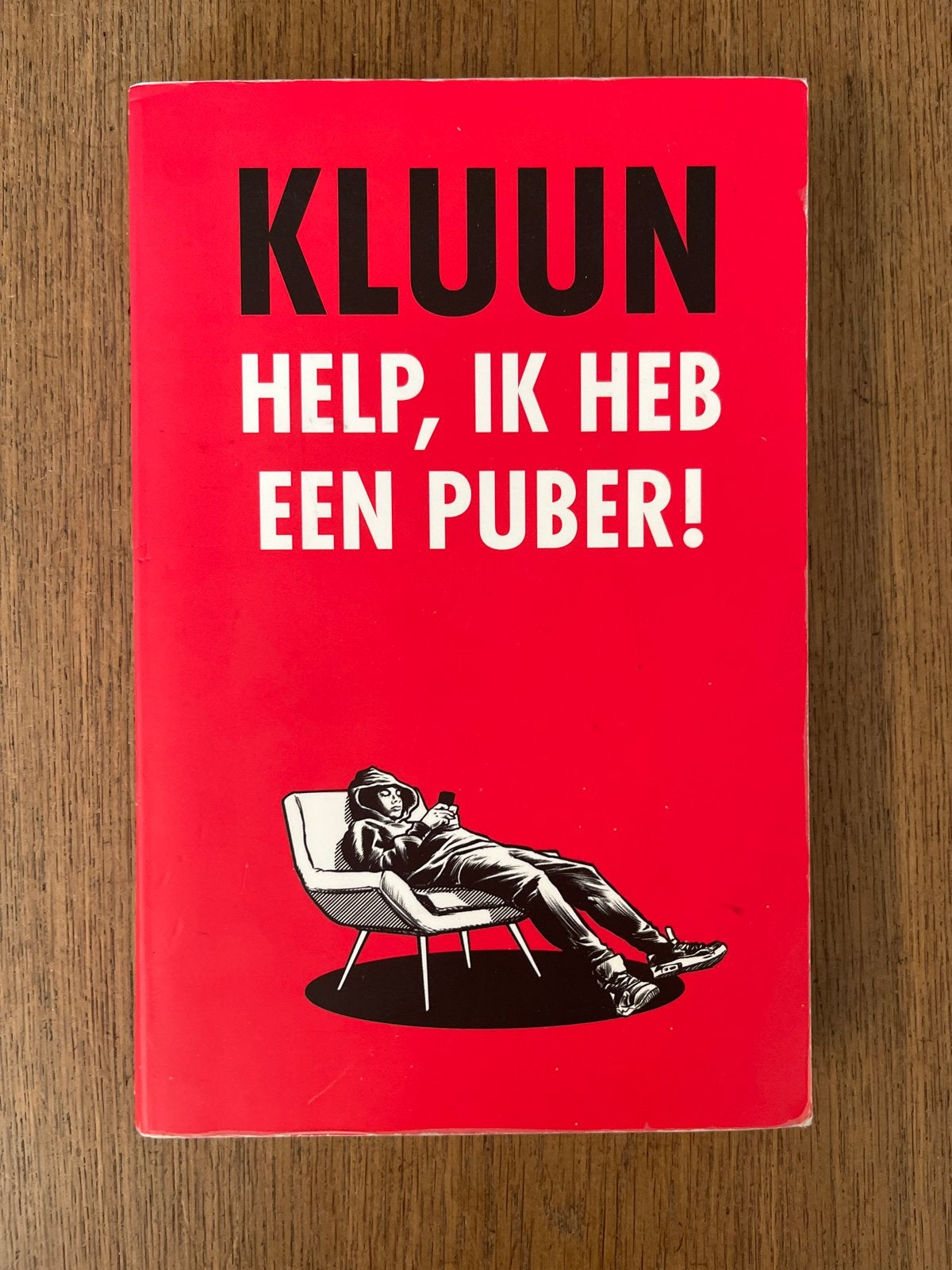 Kluun - Help, ik heb een puber! (Boek), Boeken, Zwangerschap en Opvoeding, Gelezen, Opvoeding vanaf 10 jaar, Ophalen of Verzenden