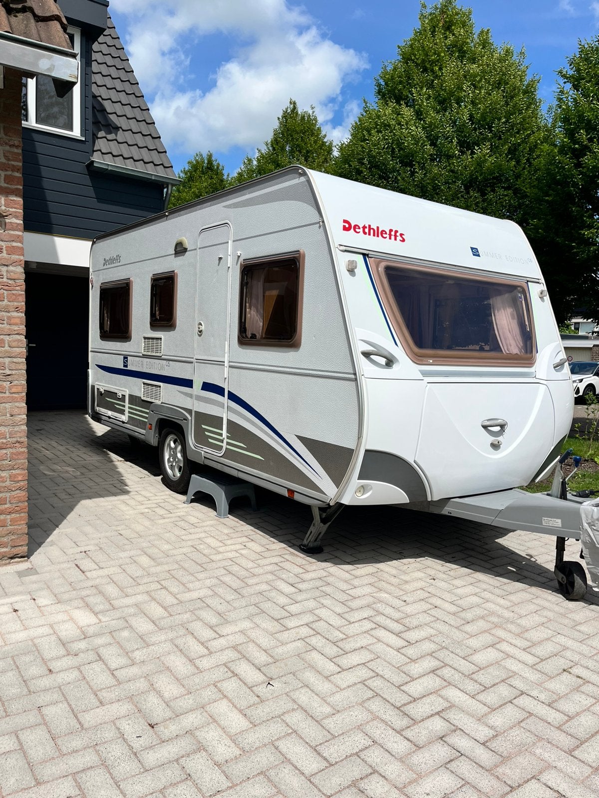 Dethleffs Summer Edition, airco, rondzit, vastbed, voortent, Rondzit, Airco, Particulier, Dethleffs
