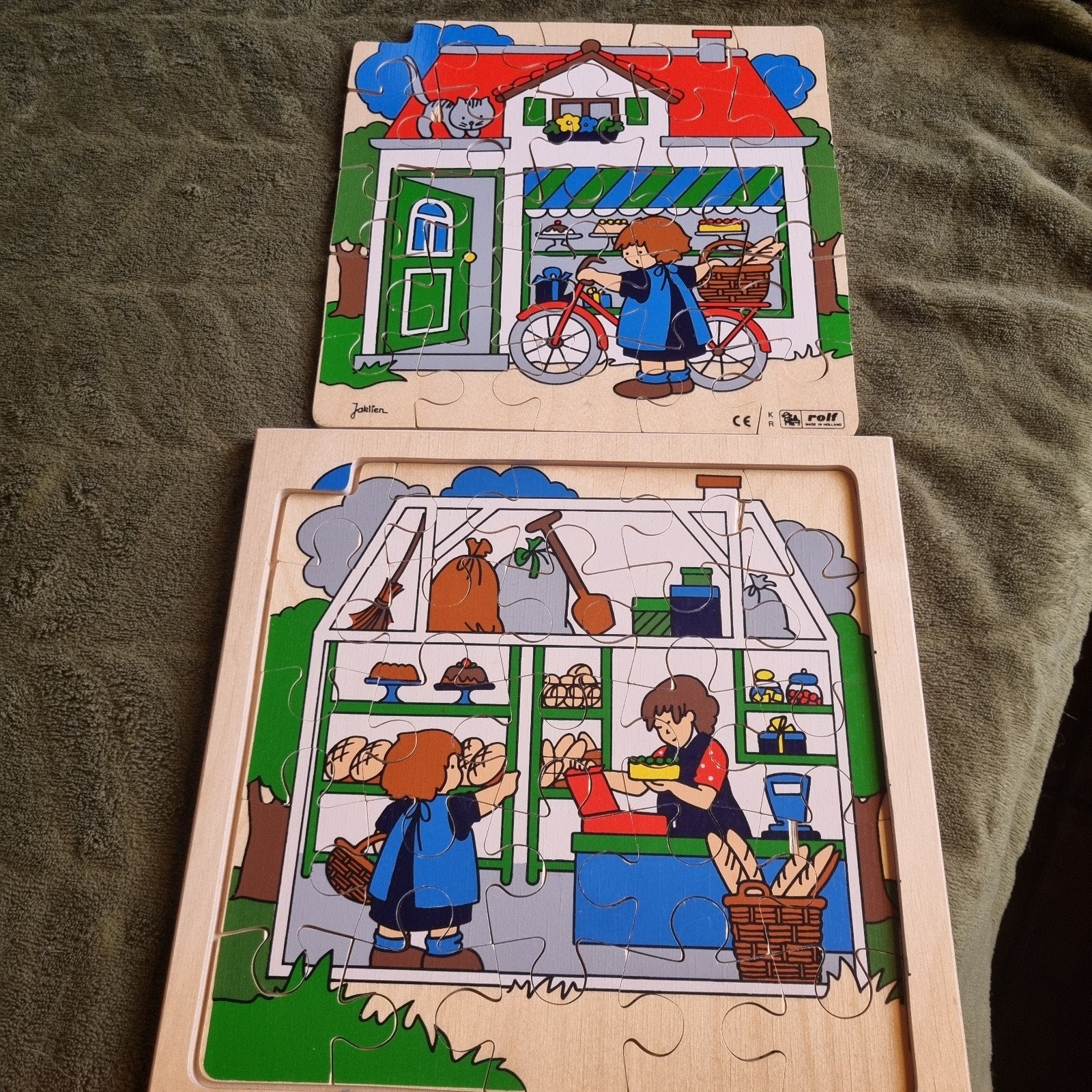 Houten puzzels van Jaklien en Rolf (2 stuks), Kinderen en Baby's, Speelgoed | Kinderpuzzels, 2 tot 4 jaar, Gebruikt, 10 tot 50 stukjes