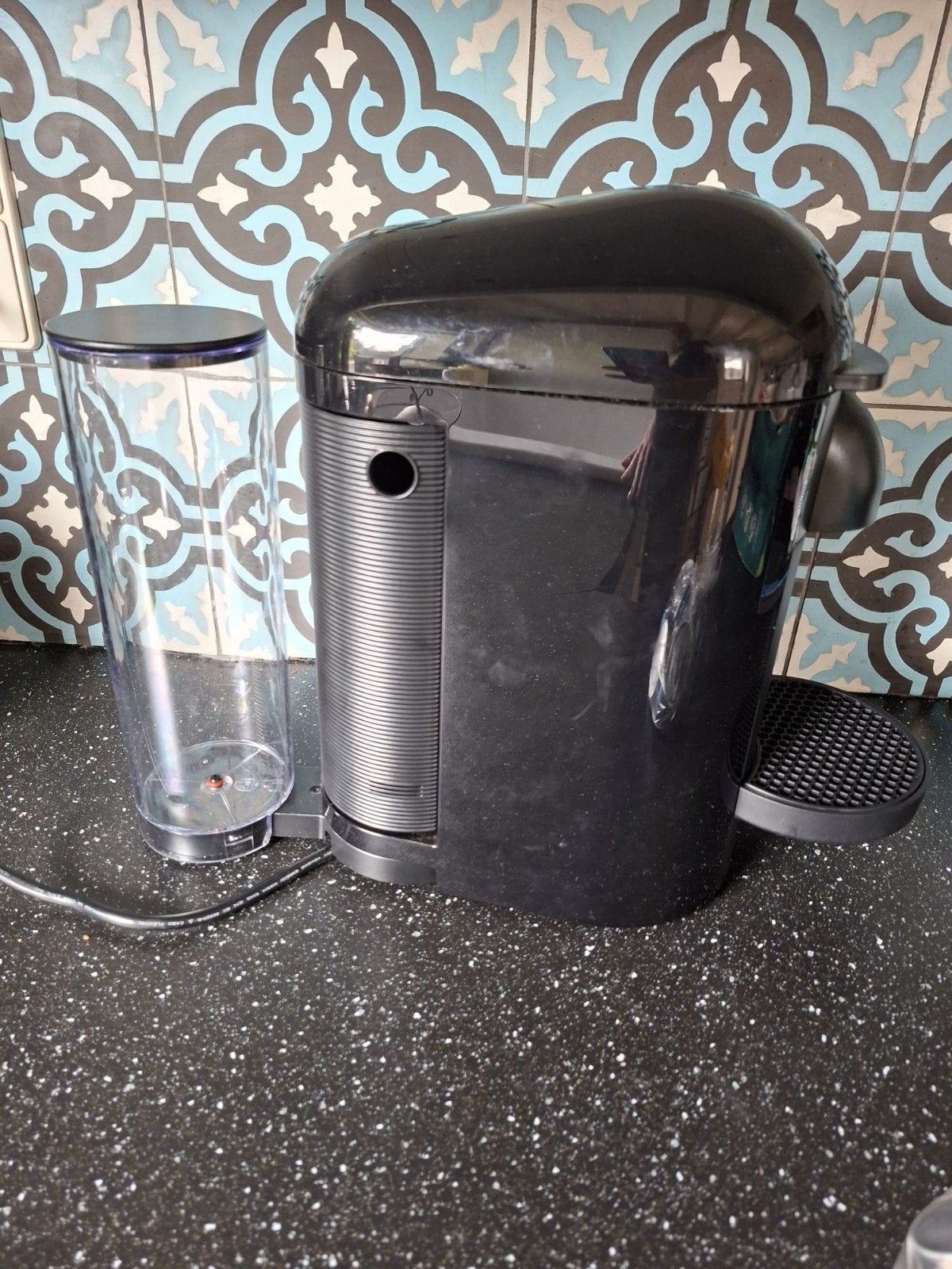 Nespresso Vertuo Plus koffiezetapparaat, Witgoed en Apparatuur, Ophalen of Verzenden