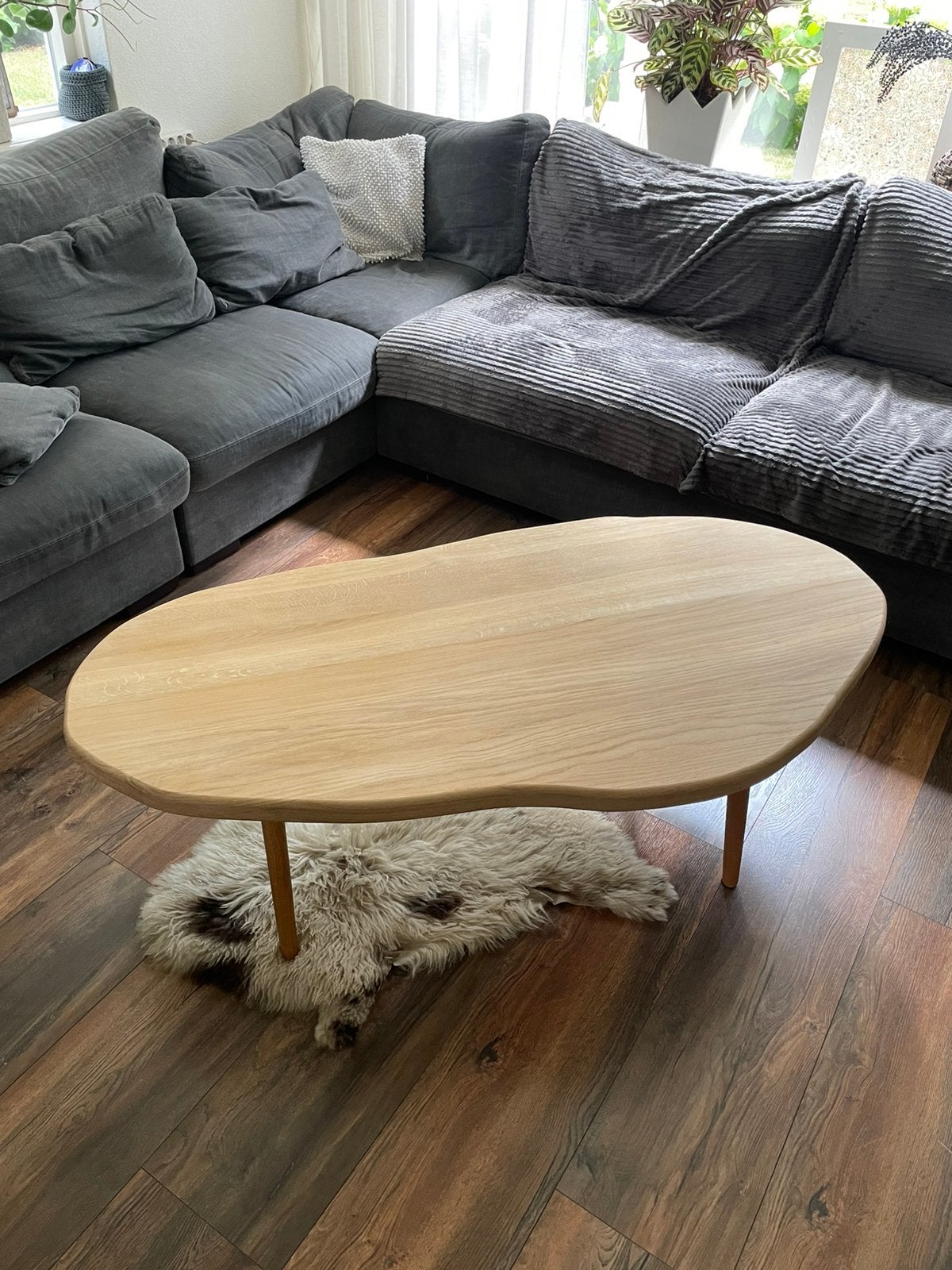 Te koop massief eikenhouten sallontafel natuurlijke vorm, Huis en Inrichting, Tafels | Salontafels, Ophalen, 100 tot 150 cm, Eikenhout