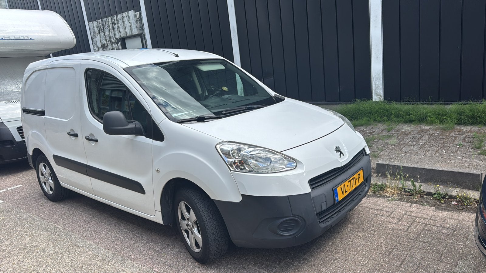Peugeot Partner 1.6 HDI 66KW 2015 Airco APK 10-02-2027, Voorwielaandrijving, Euro 5, Stof, Elektrische ramen