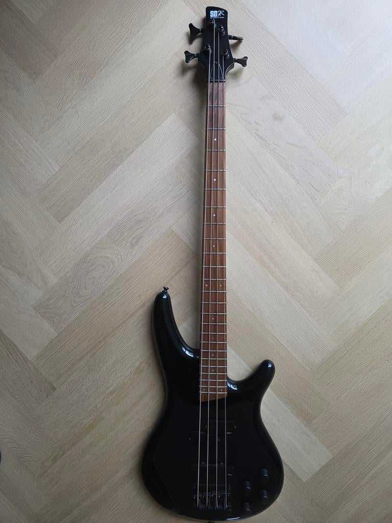 Ibanez SR640 basgitaar als nieuw - Japan PRIJSVERLAGING!, Muziek en Instrumenten, Snaarinstrumenten | Gitaren | Bas, Ophalen, Zo goed als nieuw