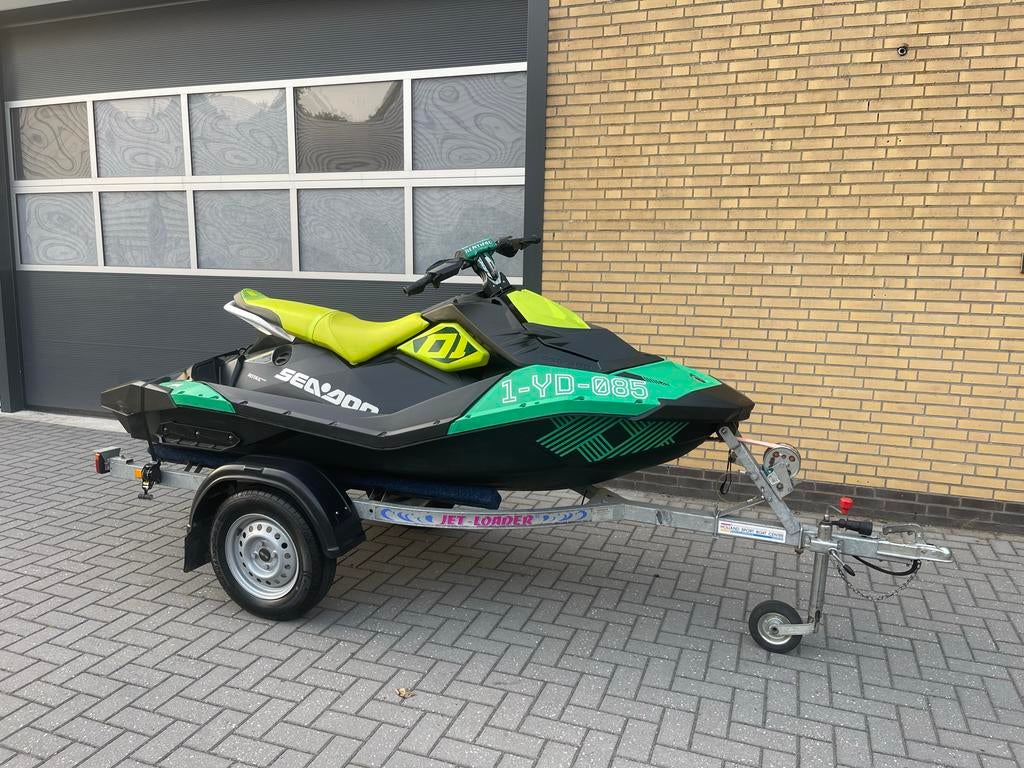 Sea-Doo Spark Trixx 3up met jetloader, Watersport en Boten, Ophalen, Zo goed als nieuw