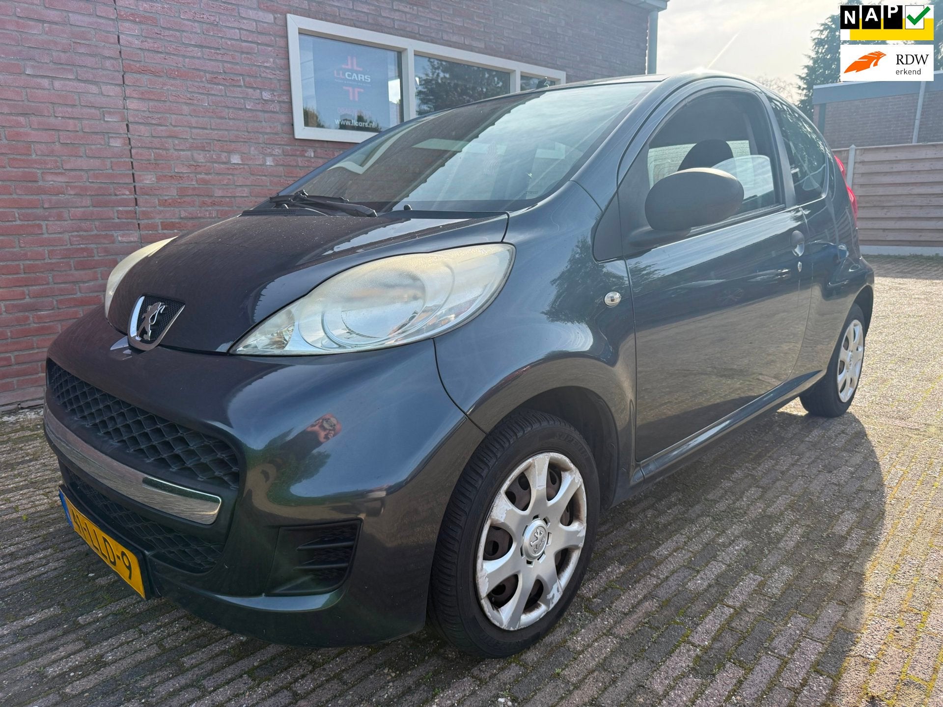 Peugeot 107 1.0-12V XR inruilkoopje, Auto's, Voorwielaandrijving, Gebruikt, 4 stoelen, 68 pk
