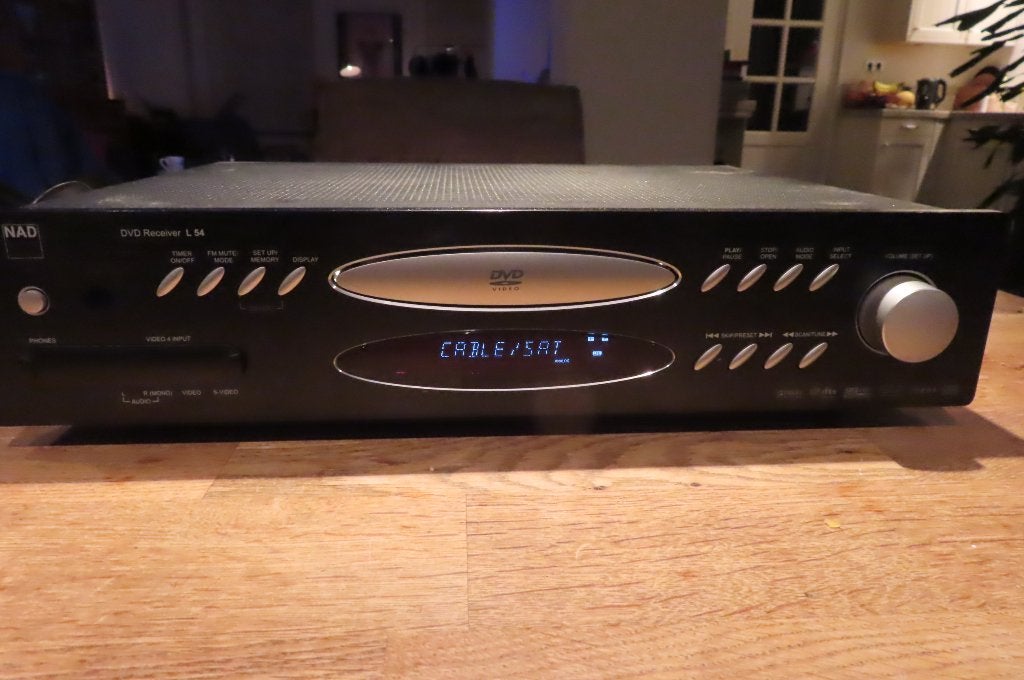 NAD L54 DVD stereo 2.0 receiver 2x50 Wrms met RDS, Gebruikt, 60 tot 120 watt, Stereo, Ophalen
