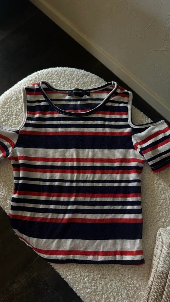 Gestreepte off-shoulder top van Atmosphere, Kleding | Dames, Blauw, Ophalen of Verzenden, Korte mouw, Maat 36 (S)