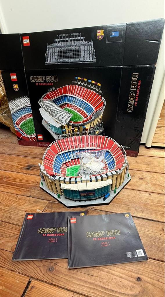 LEGO Camp Nou - FC Barcelona Stadion (10284), Ophalen of Verzenden, Zo goed als nieuw, Overige typen