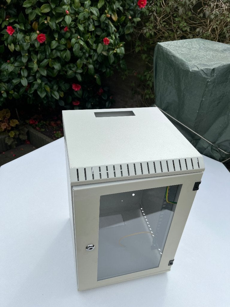 Patchkast / Serverkast, Ophalen, Gebruikt