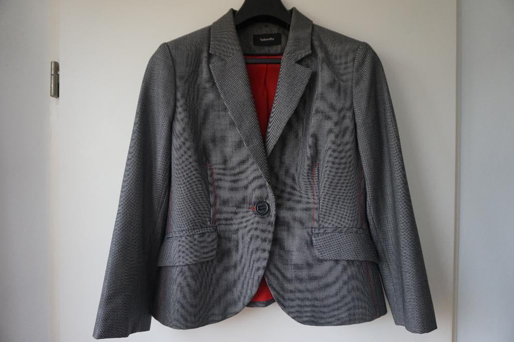 Tintoretto jasje blazer colbert grijs rood maat 38 - 40 / M, Kleding | Dames, Maat 38/40 (M), Ophalen of Verzenden, Zo goed als nieuw