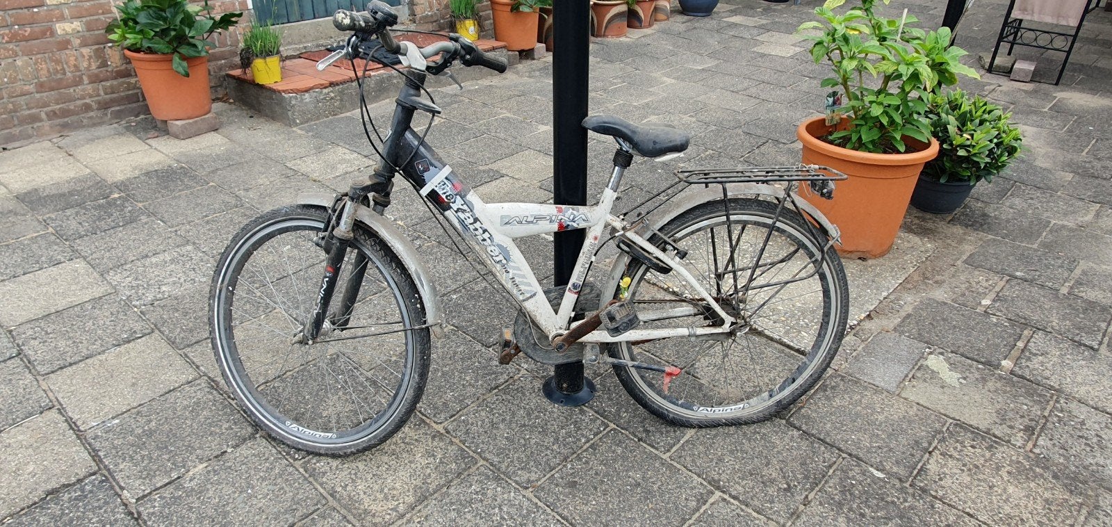 Alpina - Yabber - 24 inch - 8 tot 12 jaar, Fietsen en Brommers, Fietsen | Jongens, Ophalen, Alpina  yabber, Handrem, Gebruikt