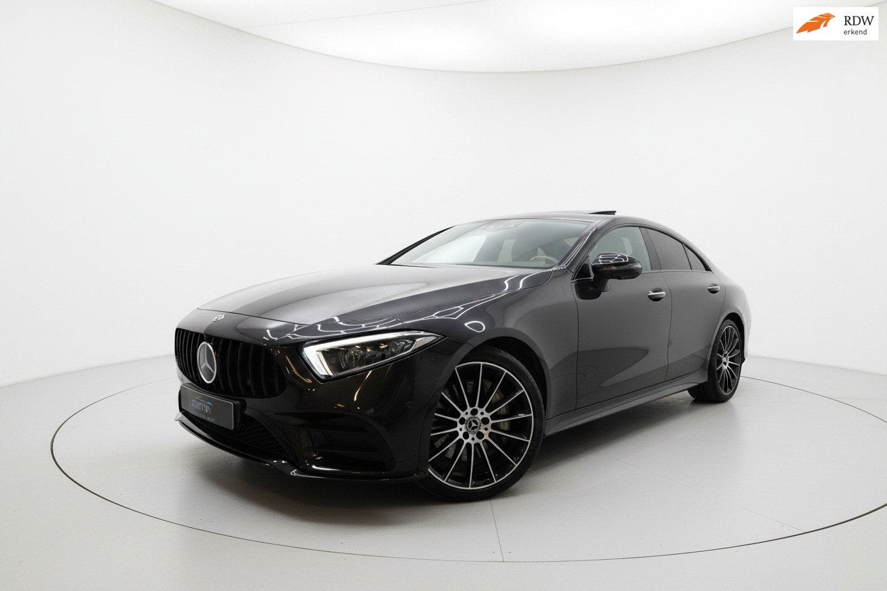 Mercedes-Benz CLS-klasse 450 4MATIC AMG DAK SFEER 360 DIST, Auto's, Gebruikt, 367 pk, Leder, Bedrijf