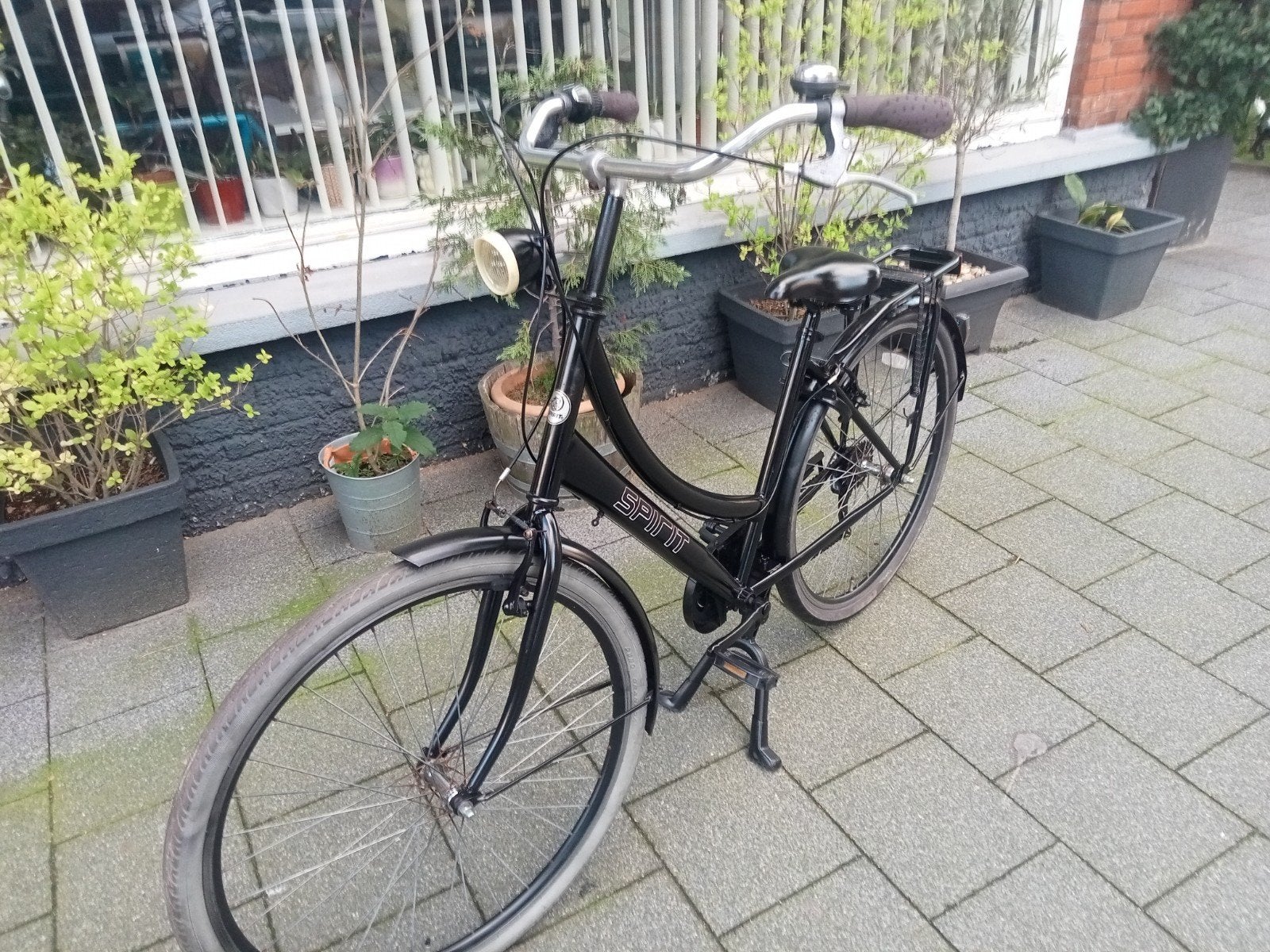 Zwarte Spirit omafiets. 6 Versnellingen. Handremmen. Slot, Fietsen en Brommers, Ophalen, Gebruikt, Velgrem, 47 tot 50 cm