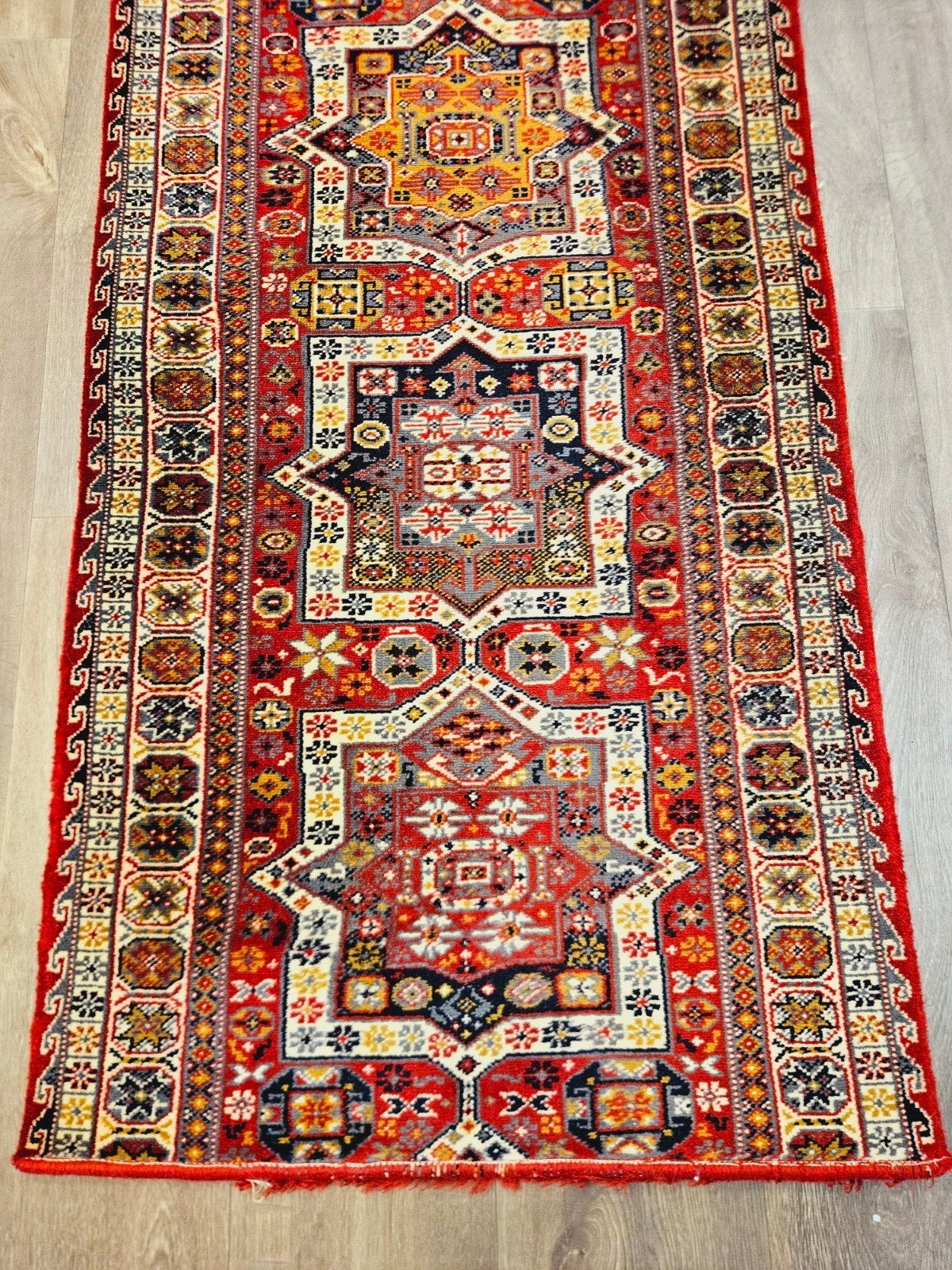 Perzische Loper. Prachtige kleuren en patronen! Weg = Weg!, Perzisch, 200 cm of meer, Zo goed als nieuw, Rechthoekig