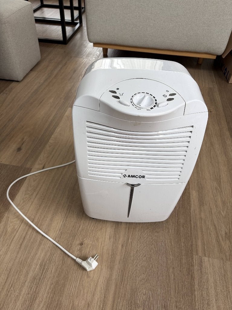 Amcor luchtontvochtiger, Ophalen, Zo goed als nieuw, Luchtontvochter