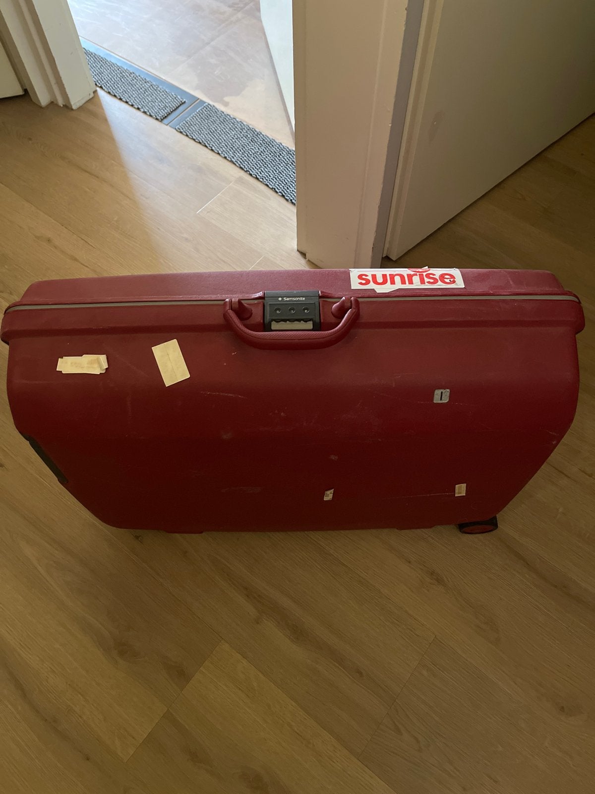 Samsonite Koffer - Groot Formaat - Rood - Werkt Prima, Ophalen, Gebruikt, Hard kunststof, 45 tot 55 cm