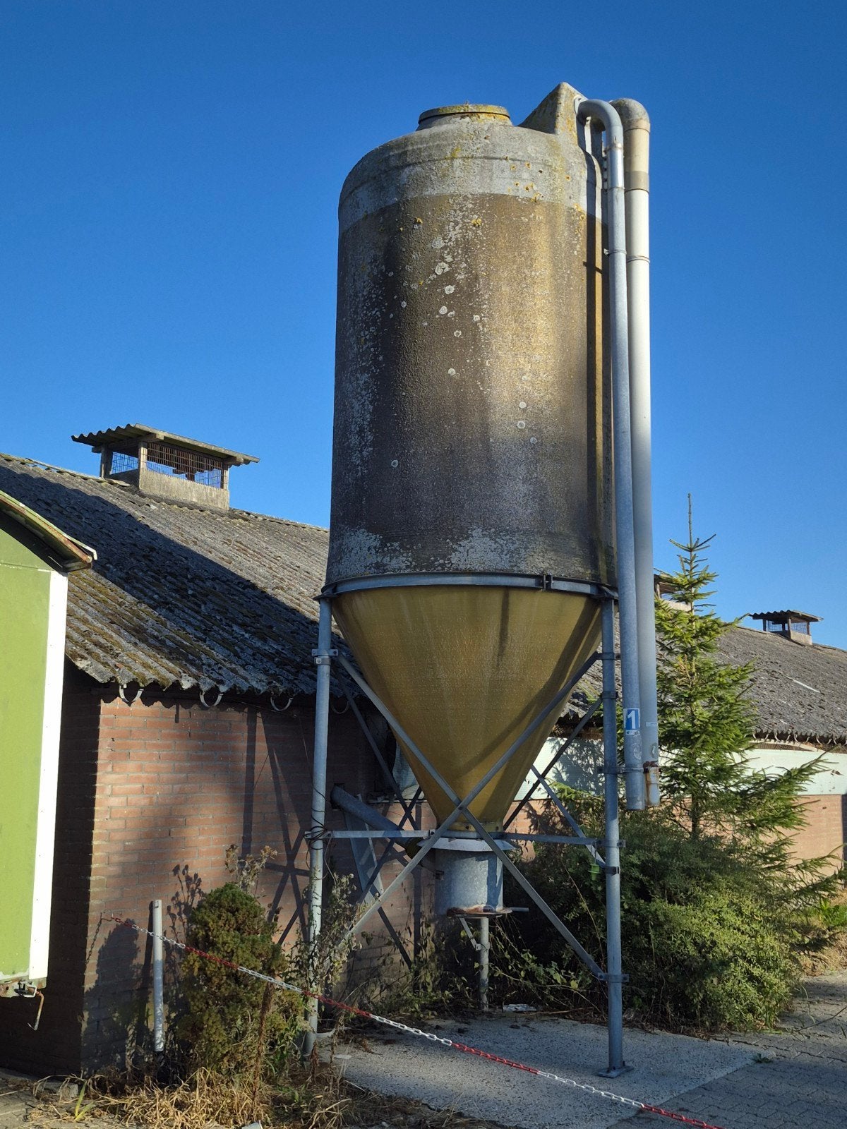 voersilo 6-8 ton met vijzel, Dieren en Toebehoren, Dierenvoeding, Ophalen of Verzenden, Vee