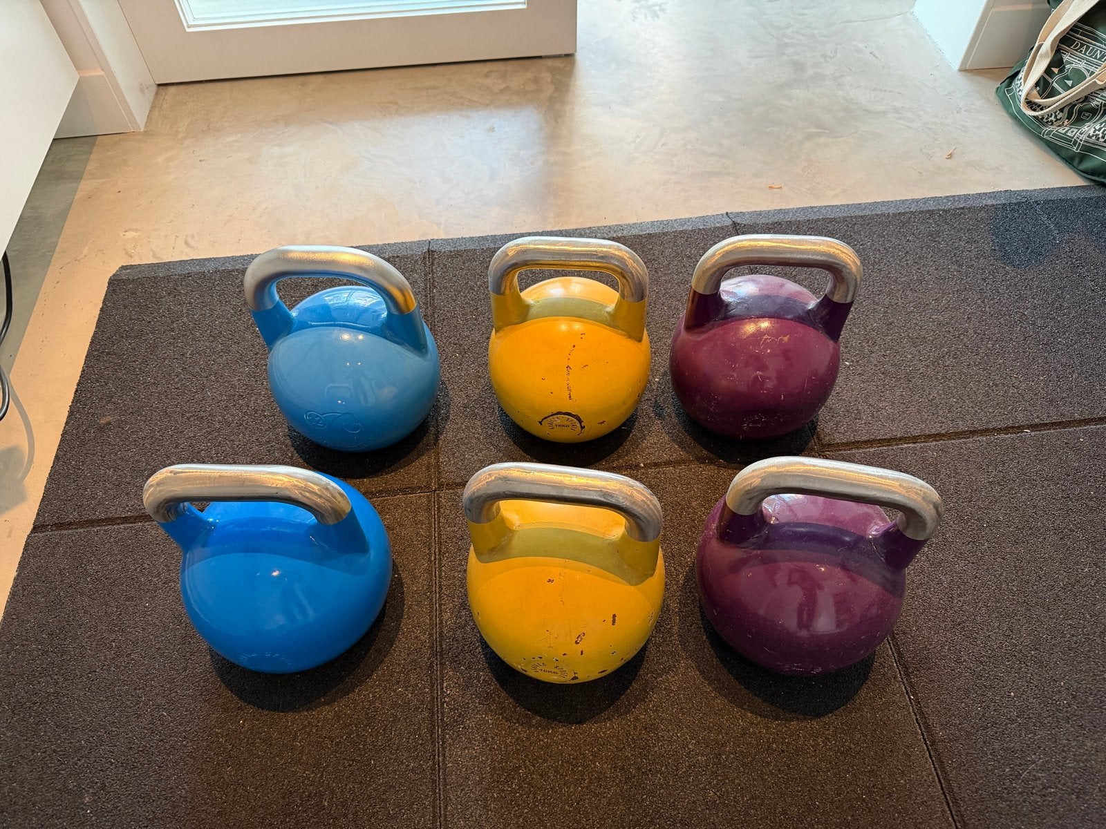 Competitie Kettlebells Gorilla Sports Gorillagrip 12-16-20kg, Ophalen, Gebruikt, Armen, Kettlebell