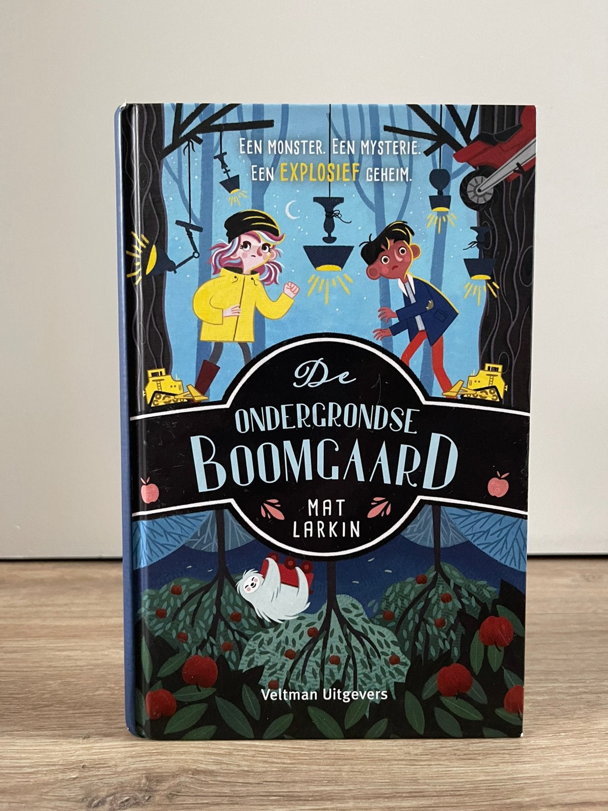De ondergrondse boomgaard, Ophalen of Verzenden, Zo goed als nieuw