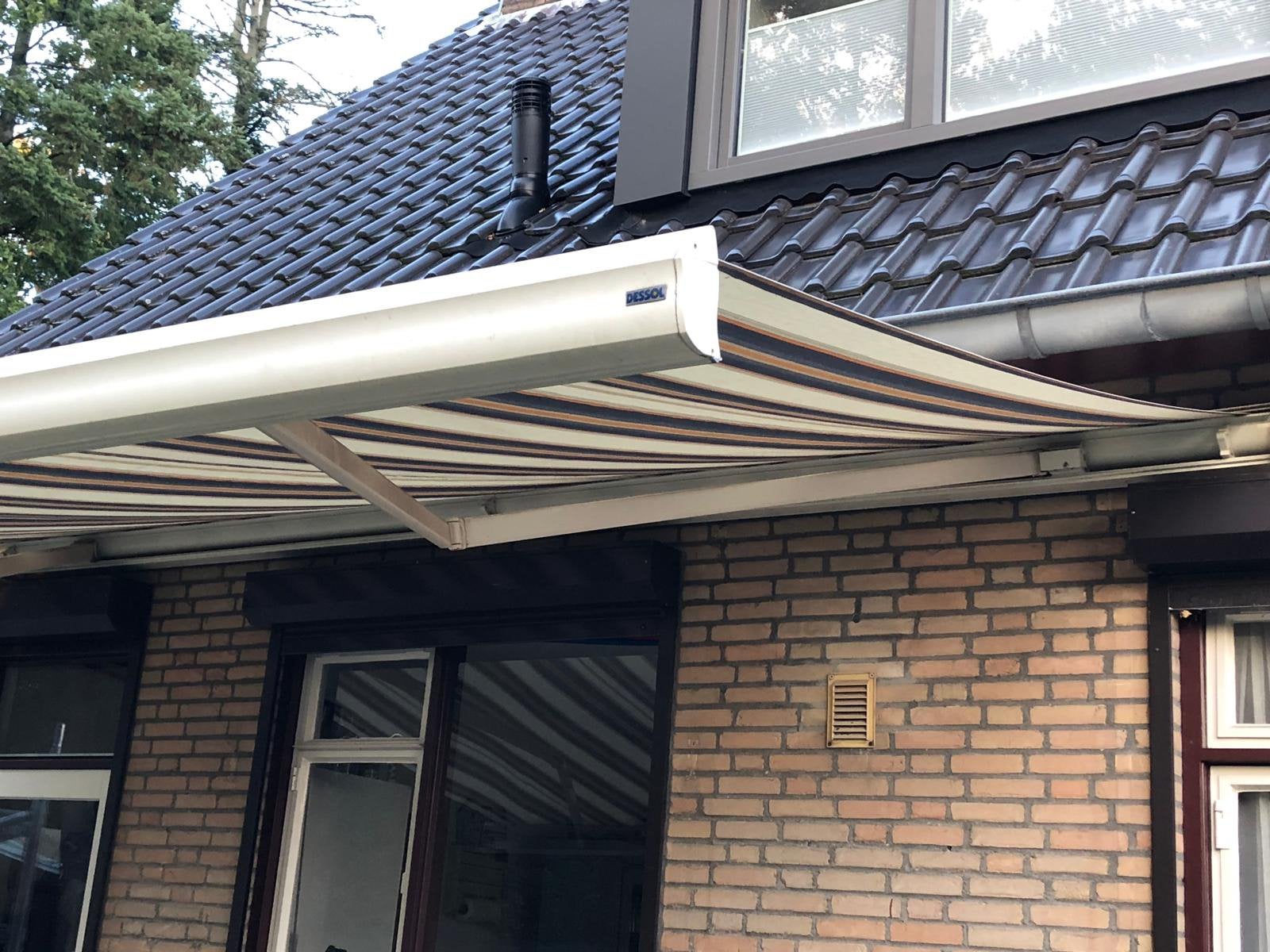 Zonneluifel - Knikarmscherm - Diverse maten en kleuren, Tuin en Terras, Zonneschermen, Ophalen, Gebruikt, 150 tot 300 cm, 250 cm tot 450 cm