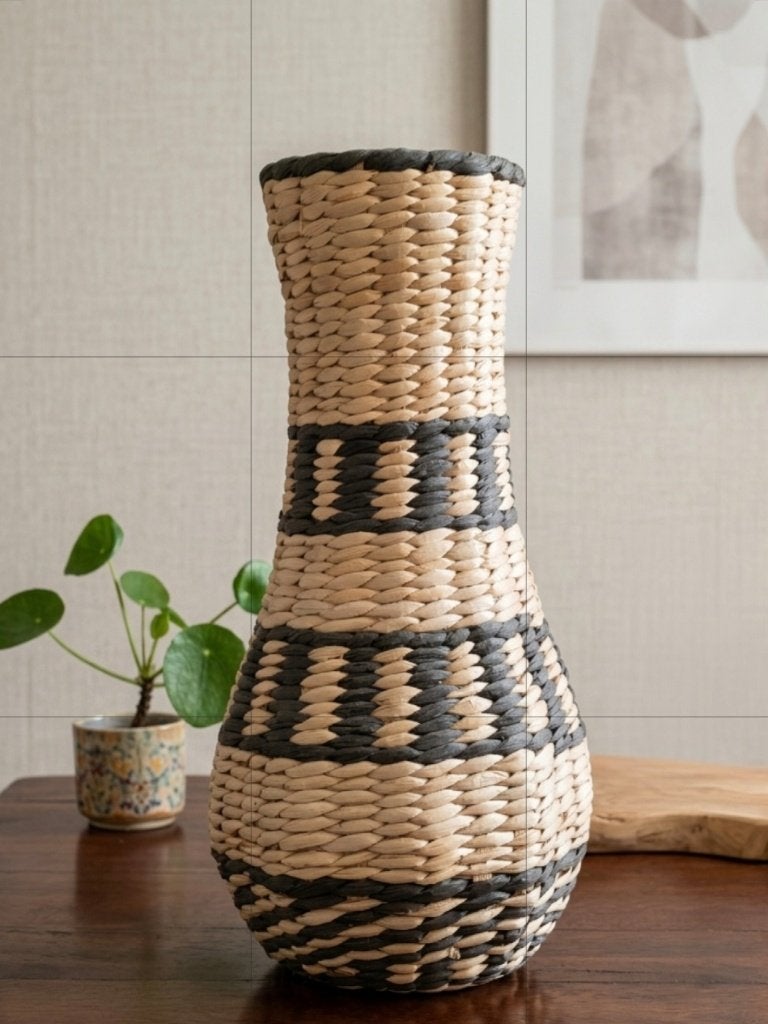 Boho vaas, Huis en Inrichting, Woonaccessoires | Vazen, Meerkleurig, Natuurlijk materiaal, Zo goed als nieuw, Met patroon/structuur