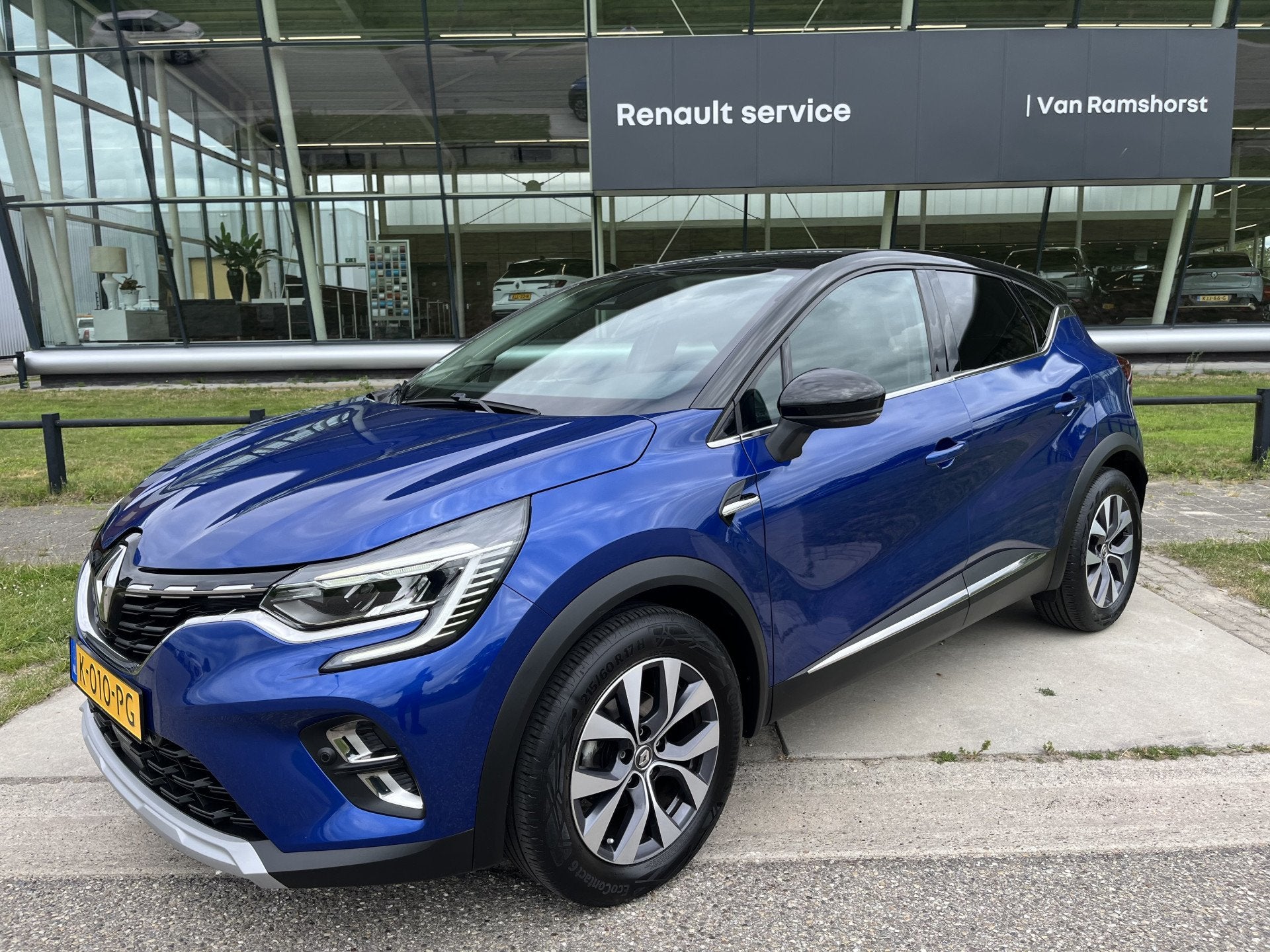 Renault Captur 1.3 TCe 140PK Intens / Dealer onderhouden / P, Auto's, Renault, 12 maanden, Gebruikt, 4 cilinders, Blauw