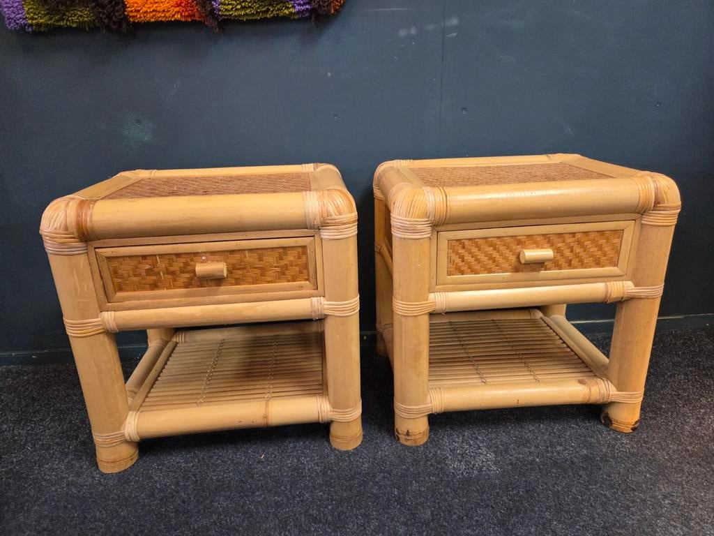 Set van 2 vintage rotan nachtkastjes, Huis en Inrichting, Slaapkamer | Nachtkastjes, Ophalen, Minder dan 45 cm, Minder dan 55 cm