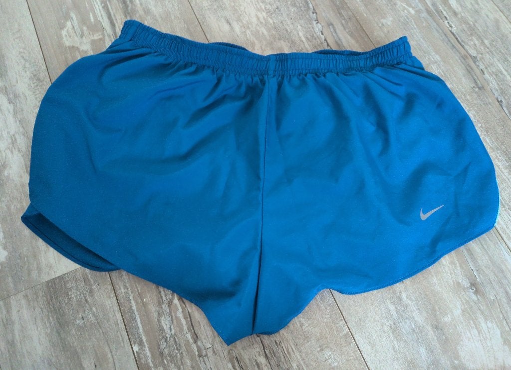 Nieuw nike dri-fit hardloop short L, Zwart, Maat 42/44 (L), Nieuw, Ophalen of Verzenden