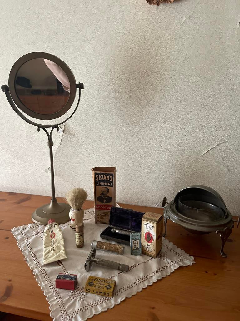Vintage Scheerset: Scheerspiegel, Scheerkom & Accessoires, Antiek en Kunst, Ophalen of Verzenden