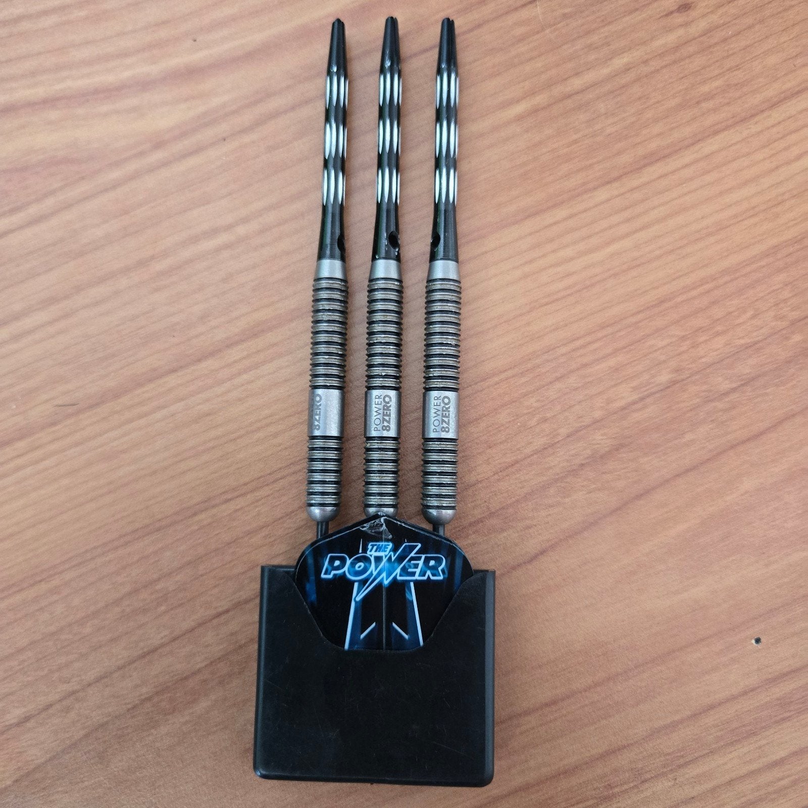 Phil the Power Taylor 8ZERO darts 24 gram, Sport en Fitness, Darts, Ophalen of Verzenden, Gebruikt, Pijlen
