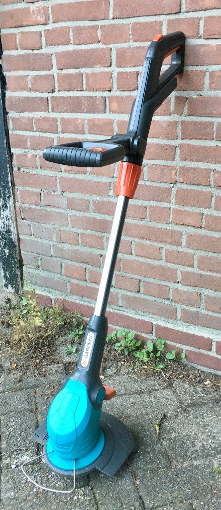 DEFECTE Gardena grastrimmer EasyCut Li-18/23R (zonder accu), Gebruikt, Ophalen of Verzenden, 10 tot 30 cm, Elektrisch