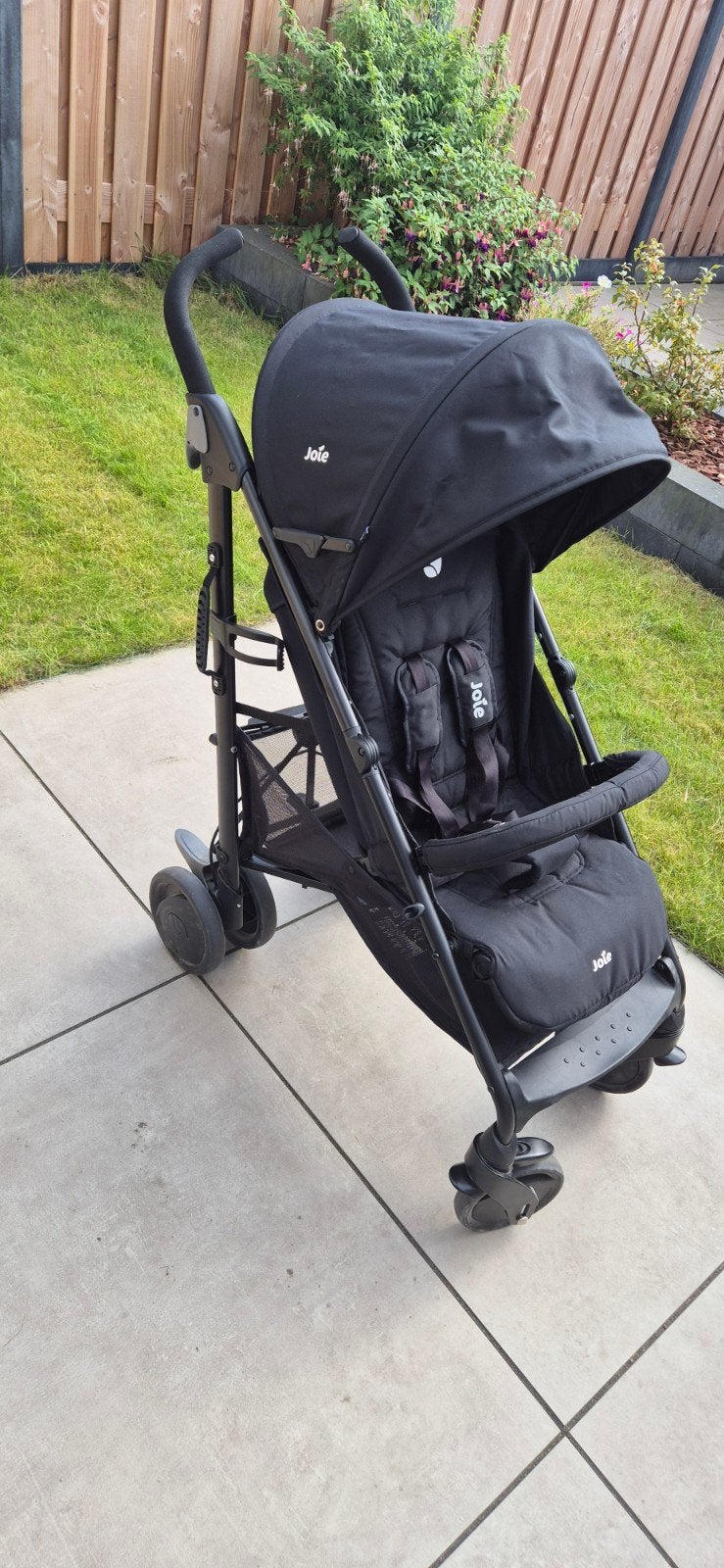 Joie Brisk Paraplu Buggy Z.G.A.N. met Universele Regenhoes, Kinderen en Baby's, Ophalen, Zo goed als nieuw, Overige merken, Regenhoes