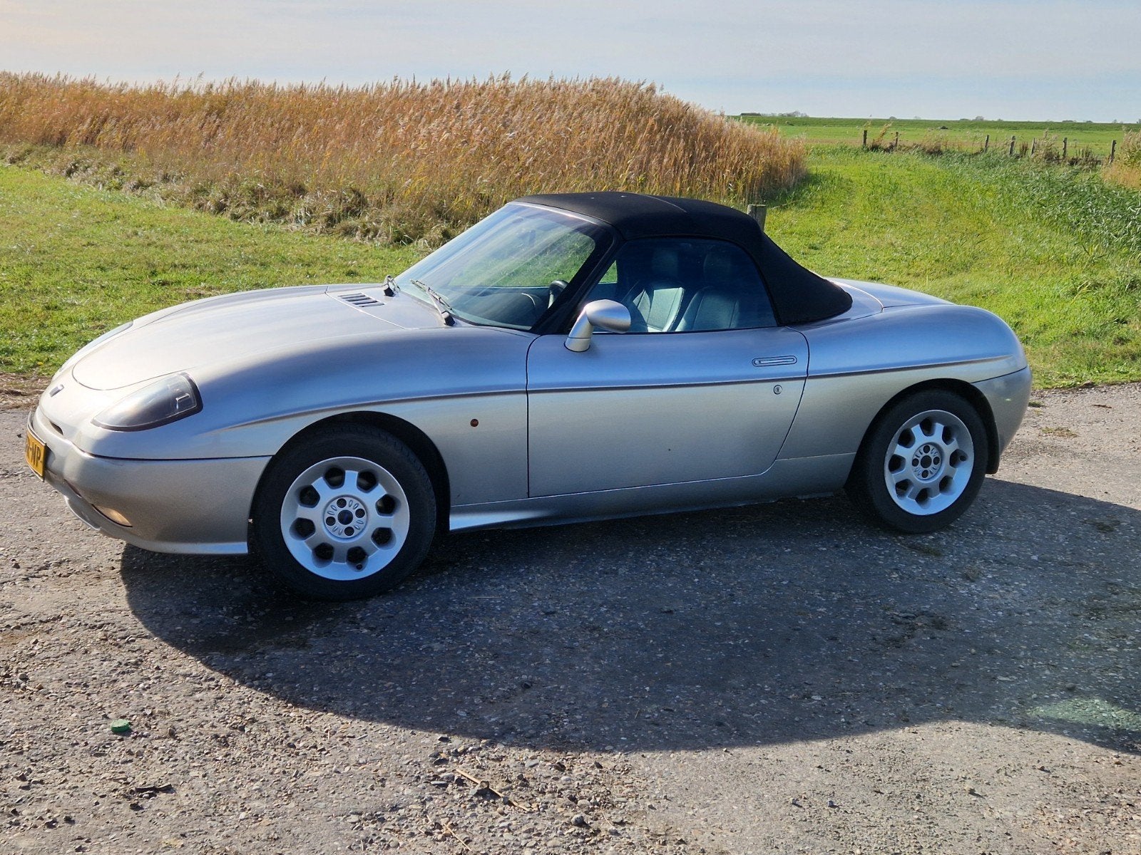 Fiat Barchetta 1.8 16V 2000 Grijs, Voorwielaandrijving, 450 kg, 40 €/maand, Zwart