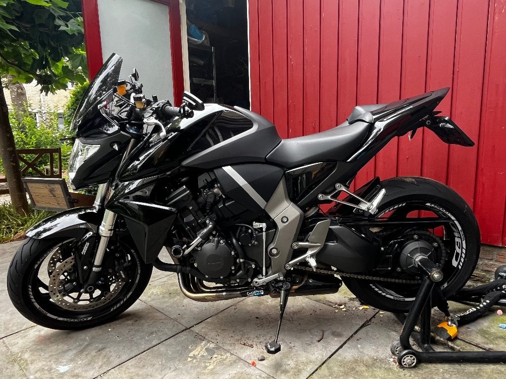 Honda CB1000R ABS | Uitstekende staat | Veel accessoires, 4 cilinders, Motorrijbewijs A, Gebruikt, Particulier