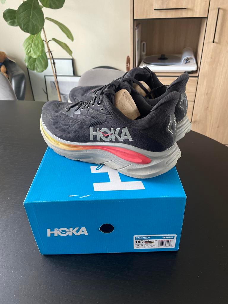 HOKA Clifton 10 hardloopschoenen maat 49, Kleding | Heren, Ophalen of Verzenden, Zo goed als nieuw, Sportschoenen, Zwart