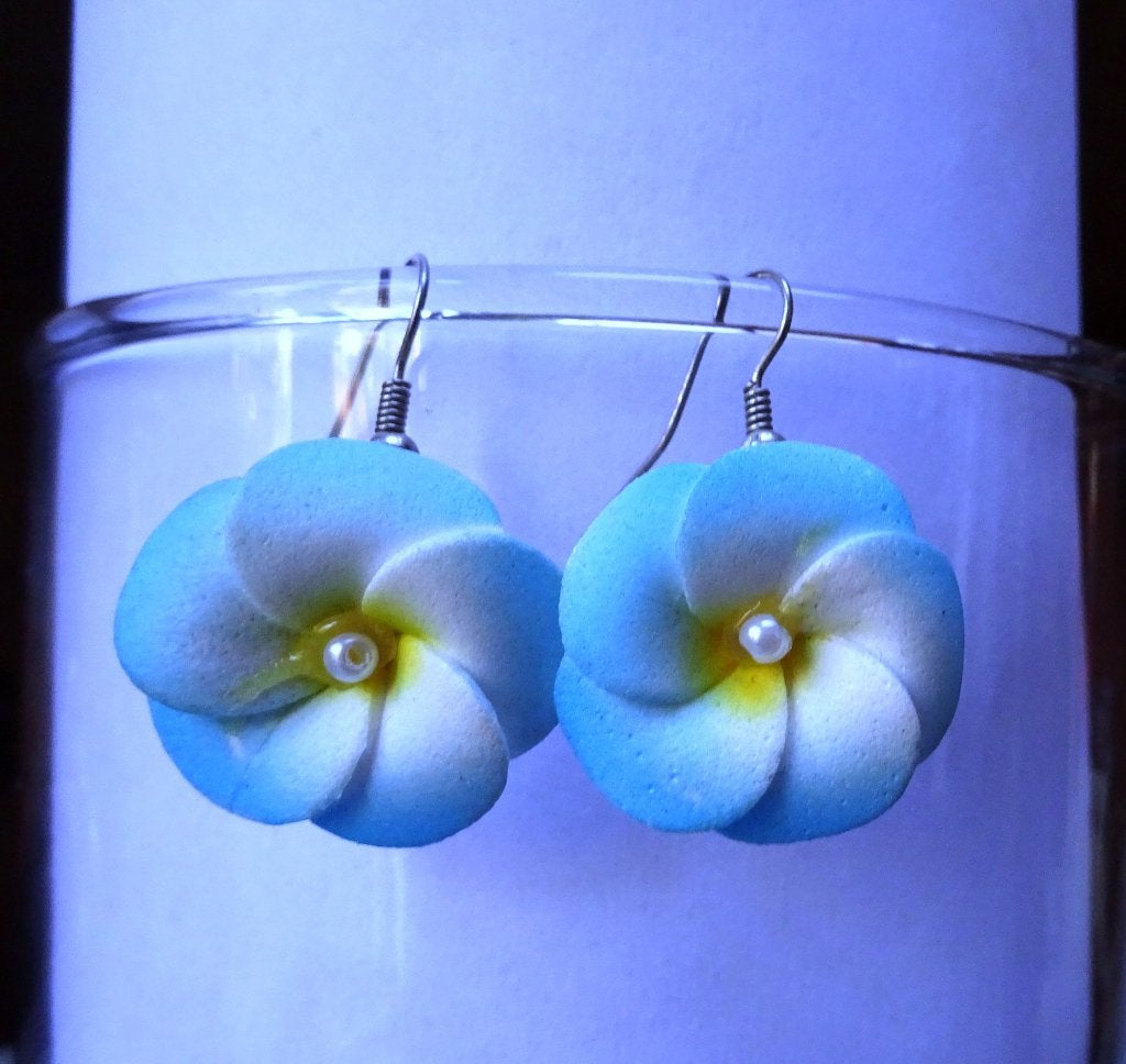 Oorhangers blauw witte bloem tropische uitstraling, Overige materialen, Hangers, Zo goed als nieuw, Verzenden