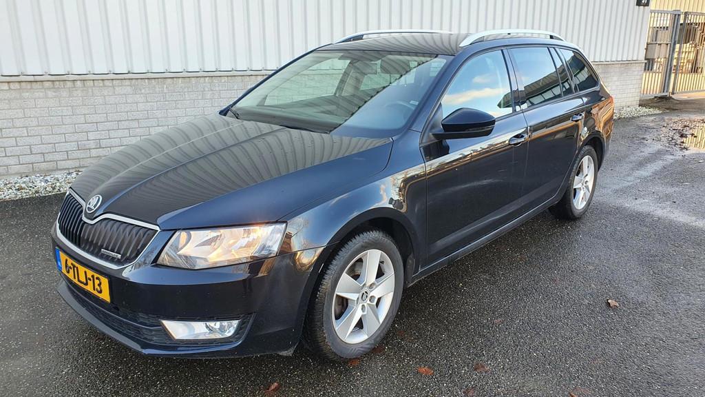 Skoda Octavia Combi 1.6 TDI Greenline Businessline, Auto's, Skoda, Voorwielaandrijving, Euro 5, Gebruikt, 4 cilinders
