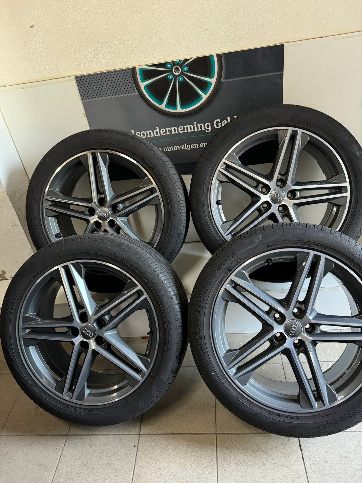 Audi Q5 SQ5 20 inch velgen zomerset 255/45R20 zomerbanden, Auto-onderdelen, Banden en Velgen, Ophalen, Gebruikt, 255 mm, .