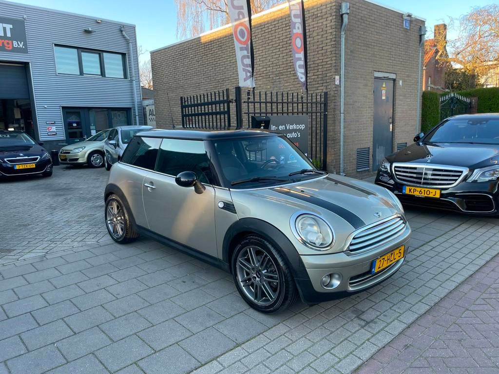 Mini Mini 1.6 Cooper Chili Sport Airco 6Bak NAP APK, Auto's, Mini, Voorwielaandrijving, Gebruikt, 4 cilinders, 4 stoelen