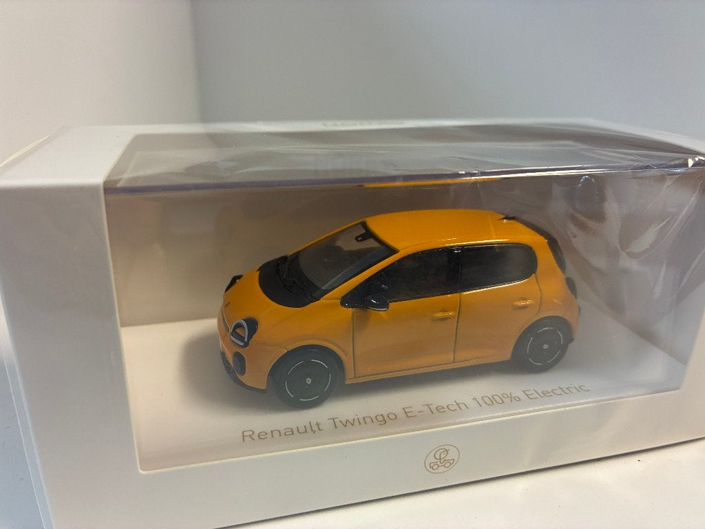 27187: Renault Twingo E-tech - 2026 - Norev 1:43, 70-72 avenue de Bohlen 69120 Vaulx-en-Velin, France, Auto, Norev, Norev
